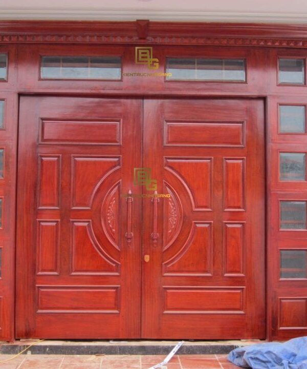 cửa gỗ tự nhiên đẹp