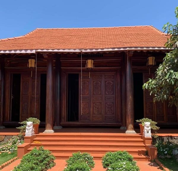 Nhà từ đường bằng gỗ