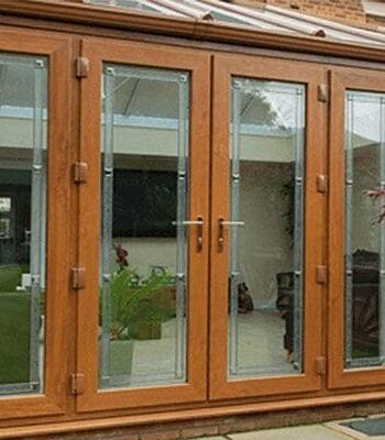 Cửa nhôm giả gỗ đẹp BG