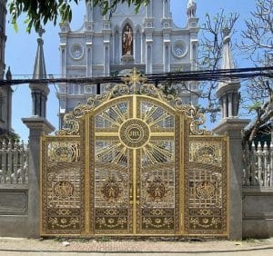Mẫu cổng nhôm đúc mới nhất 2024