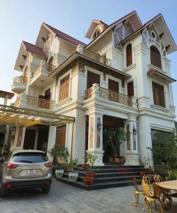 Giàn nắng nhôm đúc Kiến trúc Bùi Gia